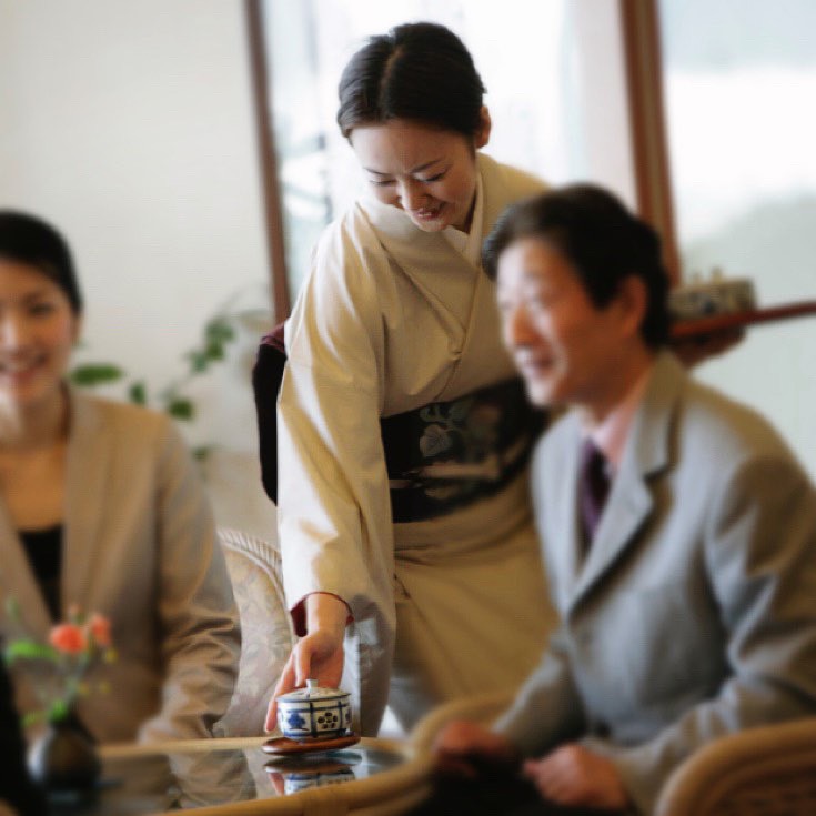 【緊急企画第3弾】会えないからこそ伝えたい感謝の気持ち☆母の日ギフトを旅館流のおもてなしで。