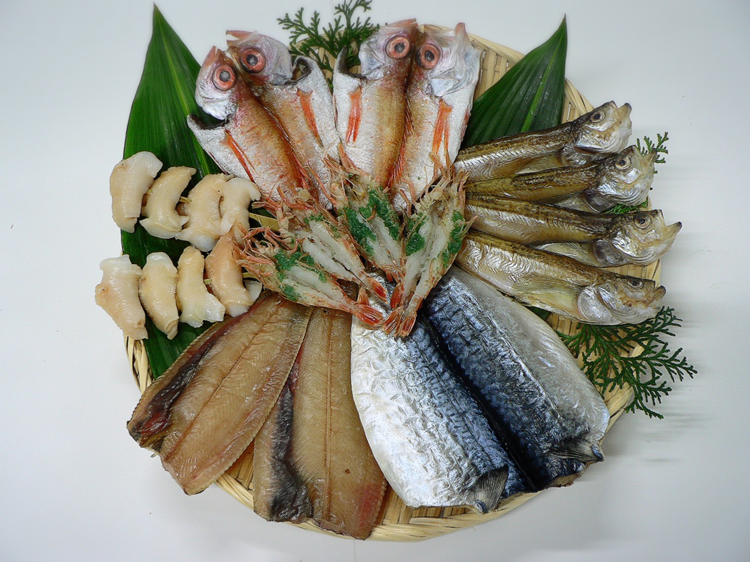 ◆ステイホームで旅館の味を◆境港産干物特別お取り寄せセットのご案内